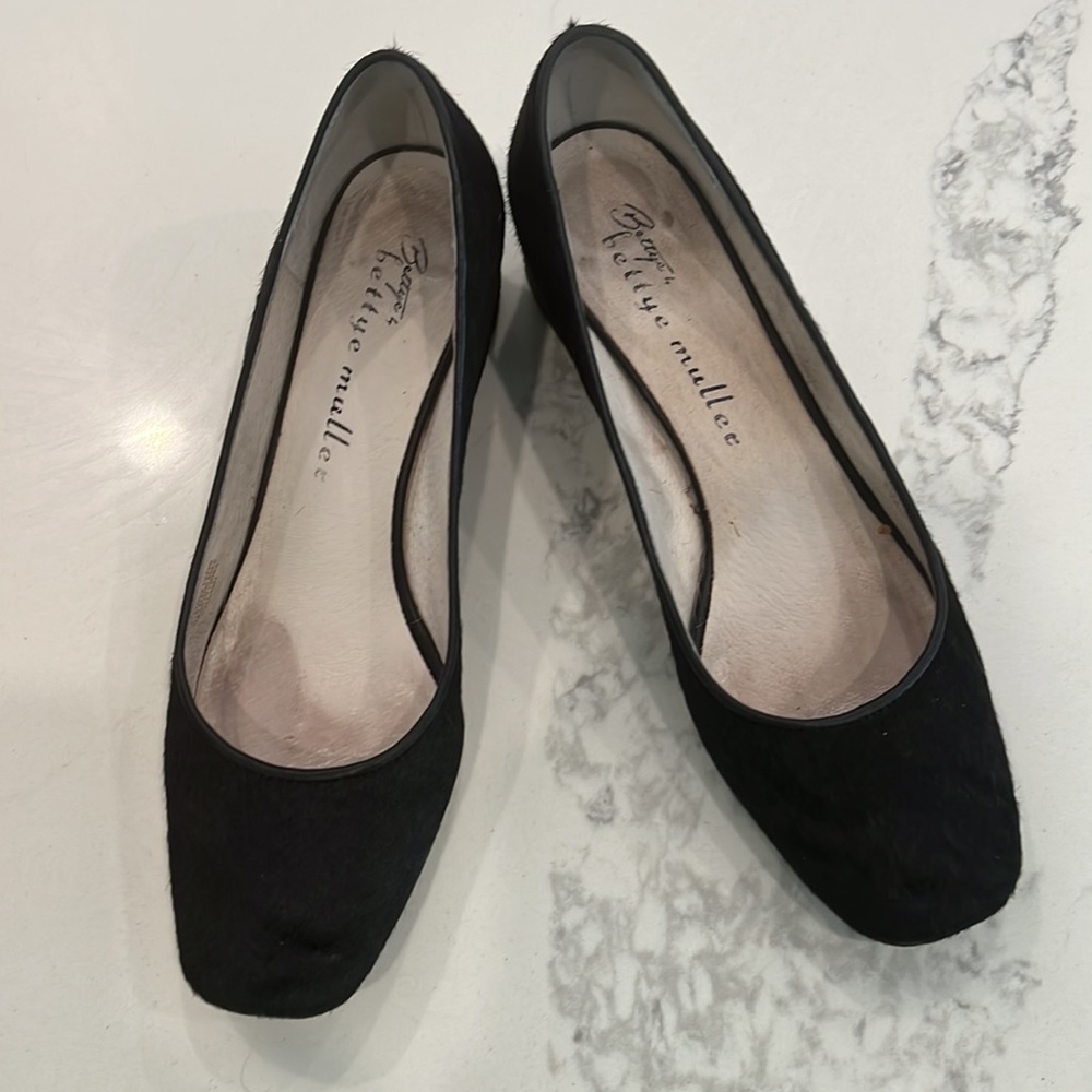 Bettye Muller 9.5 Black Calf Hair Heels